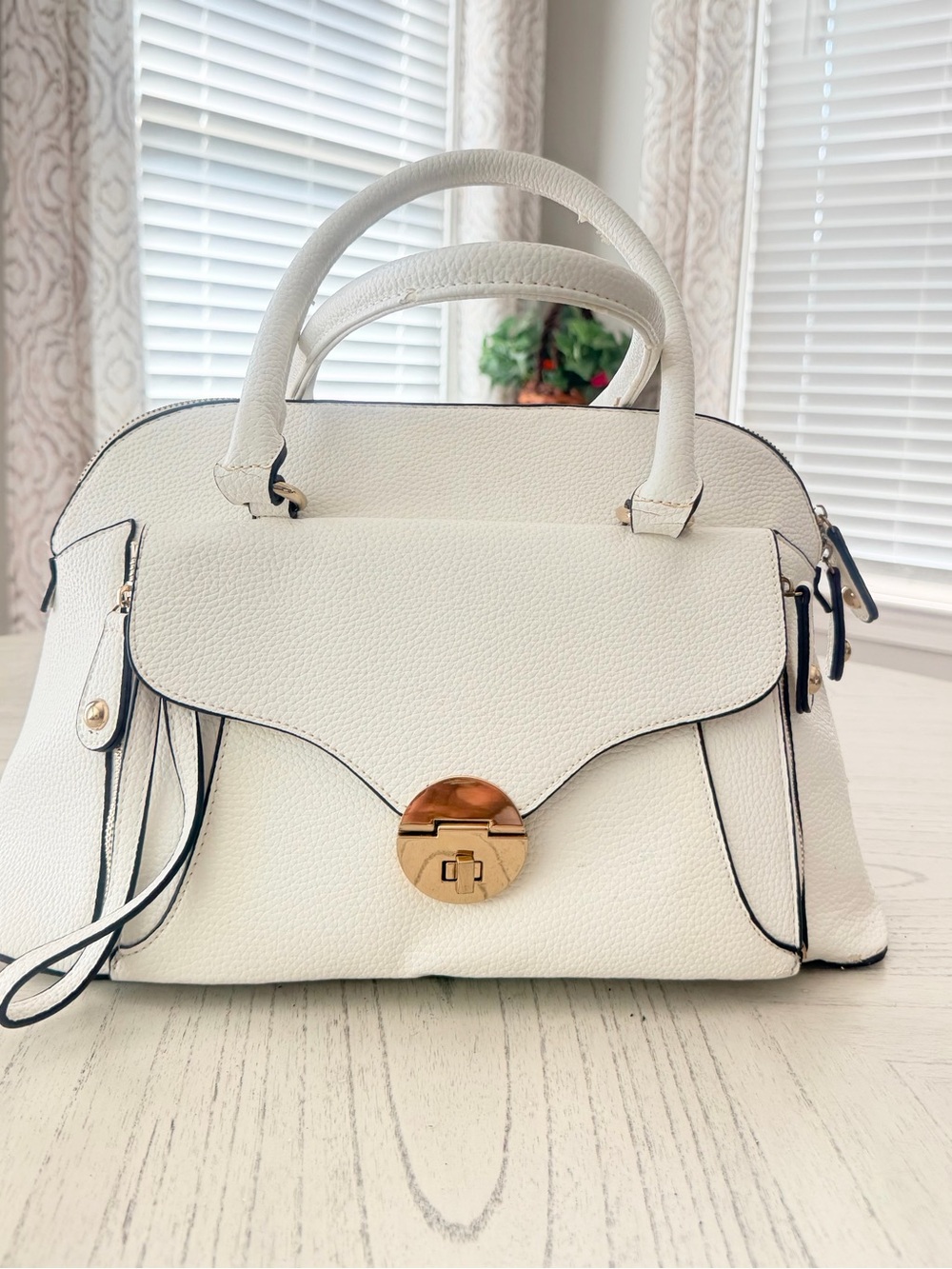 Elegant White Leather Satchel with Gold Hardware
